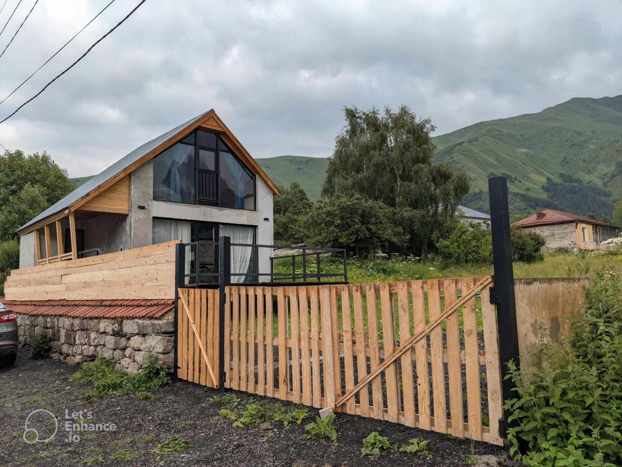 Kazbegi Cottage Memo Екстериор снимка