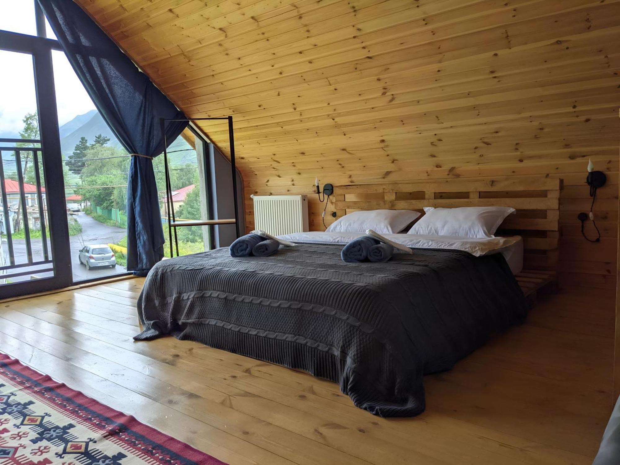 Kazbegi Cottage Memo Екстериор снимка